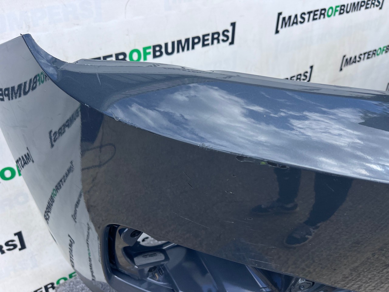 Seat Tarraco Xcellence Suv 2018-2024 Front Bumper 6 Pdc W/grilles Genuine [o600]