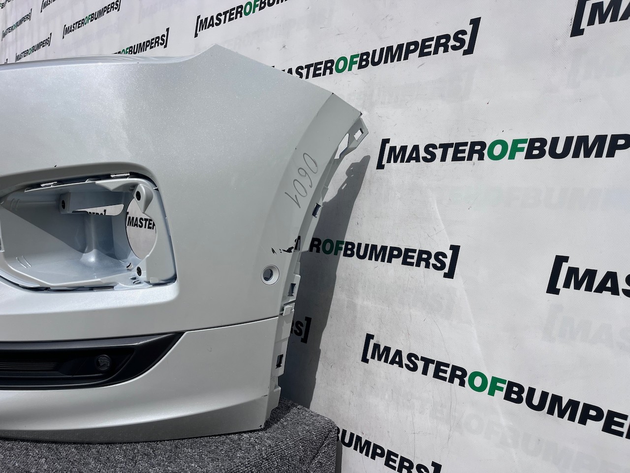 Seat Tarraco Fr Sport Suv 2018-2024 Front Bumper 6 Pdc W/grilles Genuine [o601]