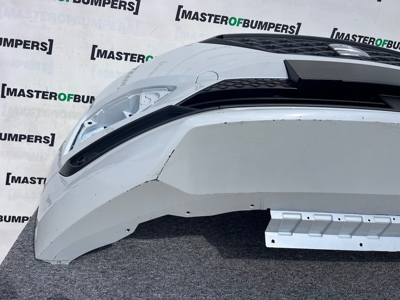 Seat Tarraco Fr Sport Suv 2018-2024 Front Bumper 6 Pdc W/grilles Genuine [o601]