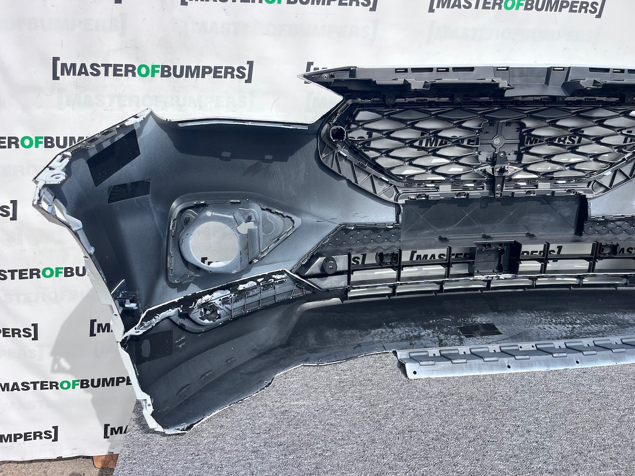 Seat Tarraco Fr Sport Suv 2018-2024 Front Bumper 6 Pdc W/grilles Genuine [o601]