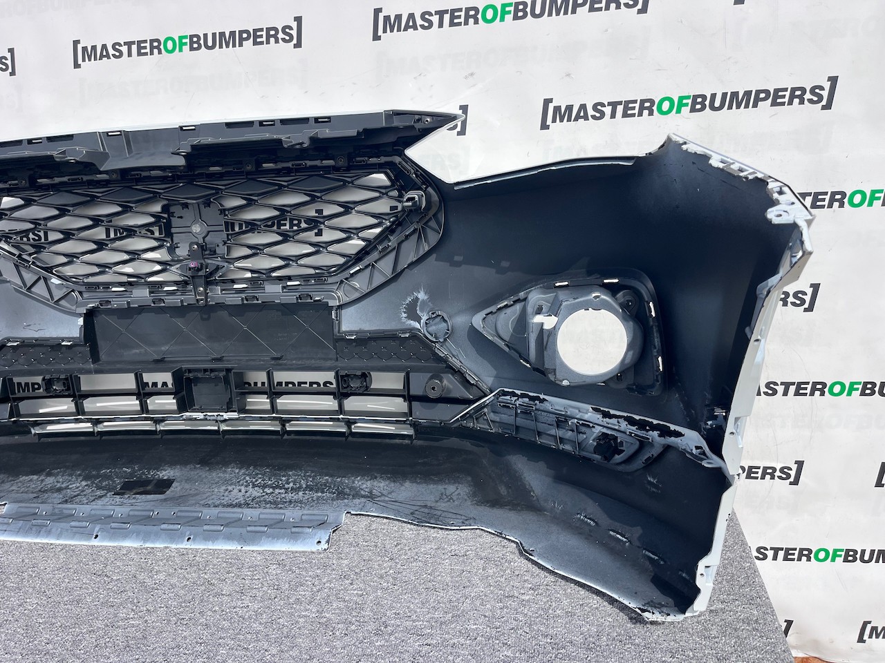 Seat Tarraco Fr Sport Suv 2018-2024 Front Bumper 6 Pdc W/grilles Genuine [o601]