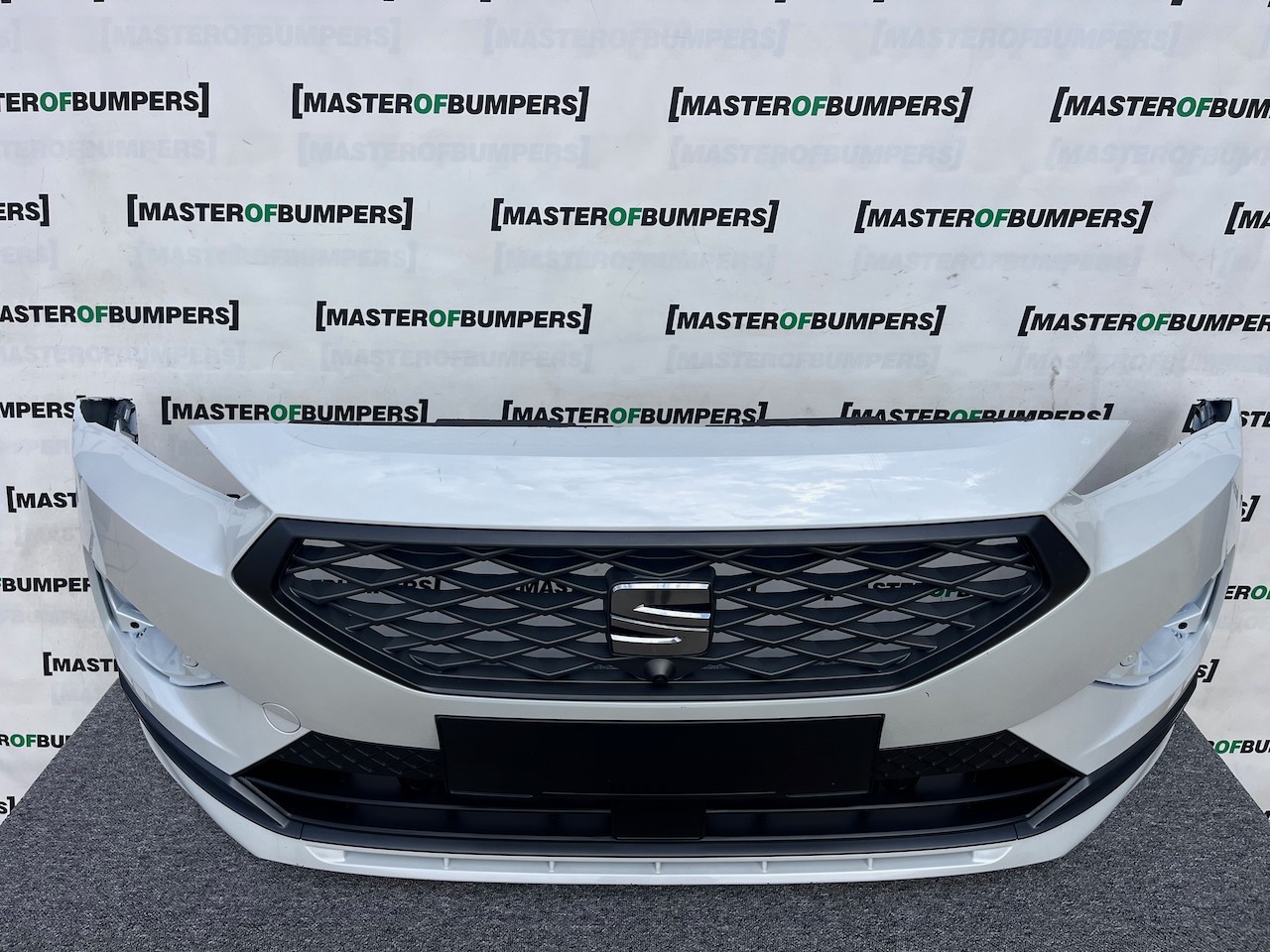 Seat Tarraco Fr Sport Suv 2018-2024 Front Bumper 6 Pdc W/grilles Genuine [o601]