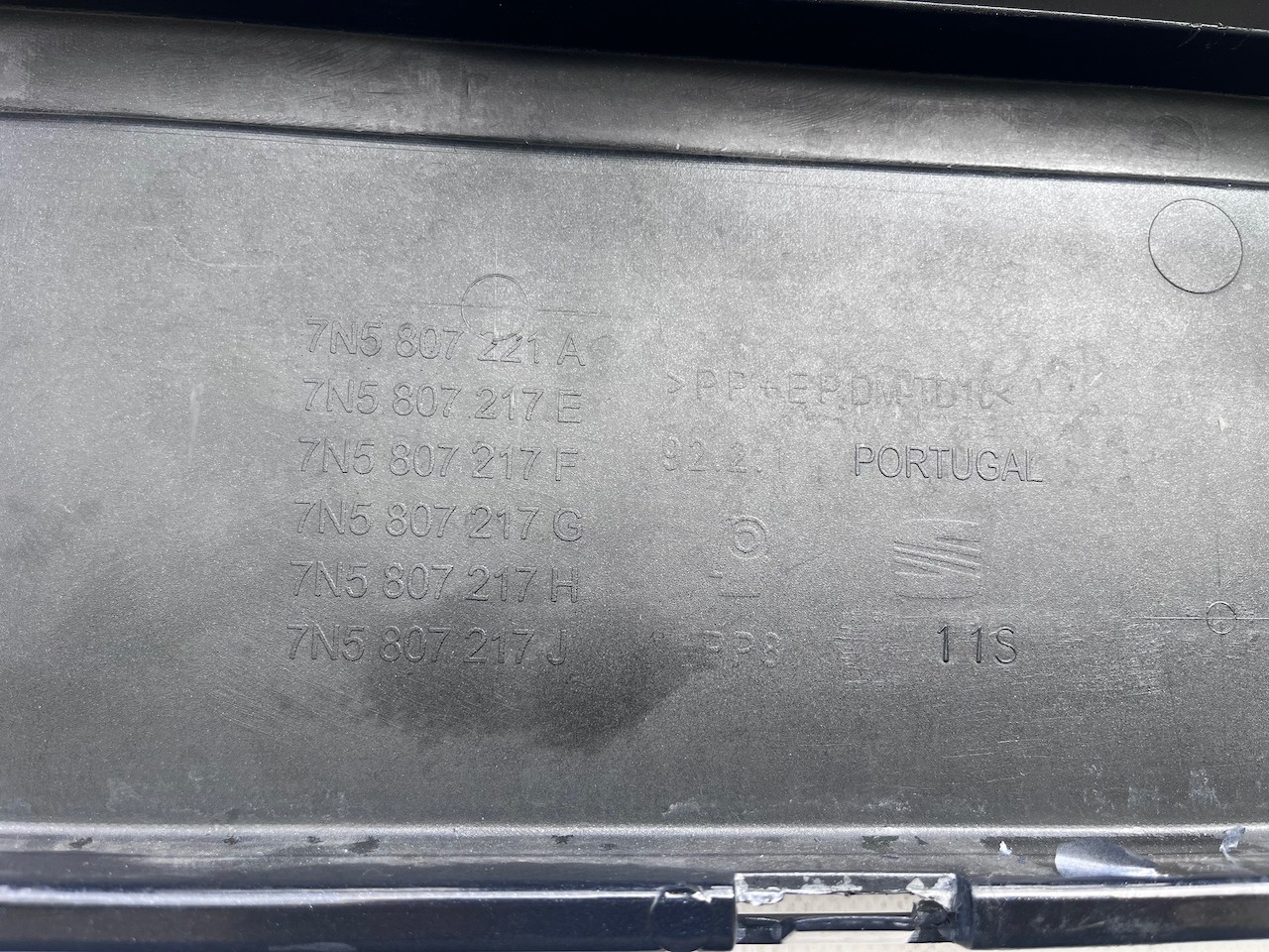 Seat Alhambra Cr Ecomotive Mpv 2012-2020 Front Bumper 4 Pdc +jets Genuine [o606]