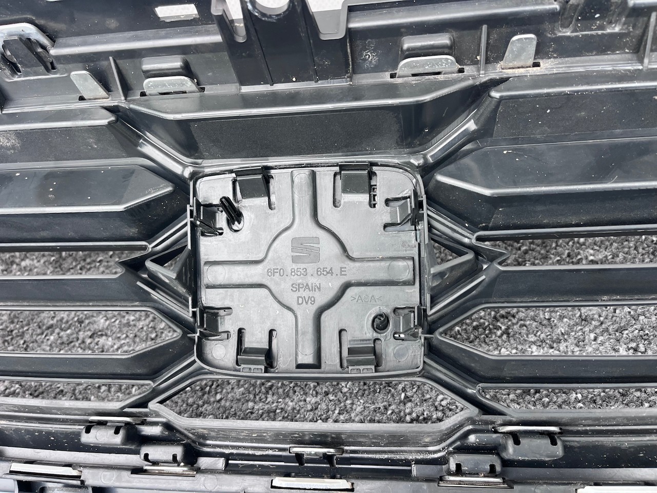 Seat Ibiza Fr Mk5 Hatchback Estate 2017-2020 Front Bumper 4 Pdc Genuine [o613]