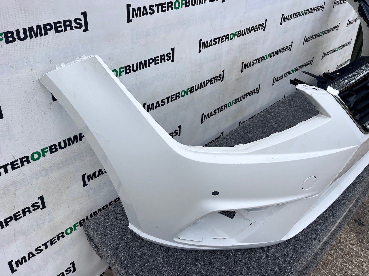 Seat Ibiza Fr Mk5 Hatchback Estate 2017-2020 Front Bumper 4 Pdc Genuine [o613]