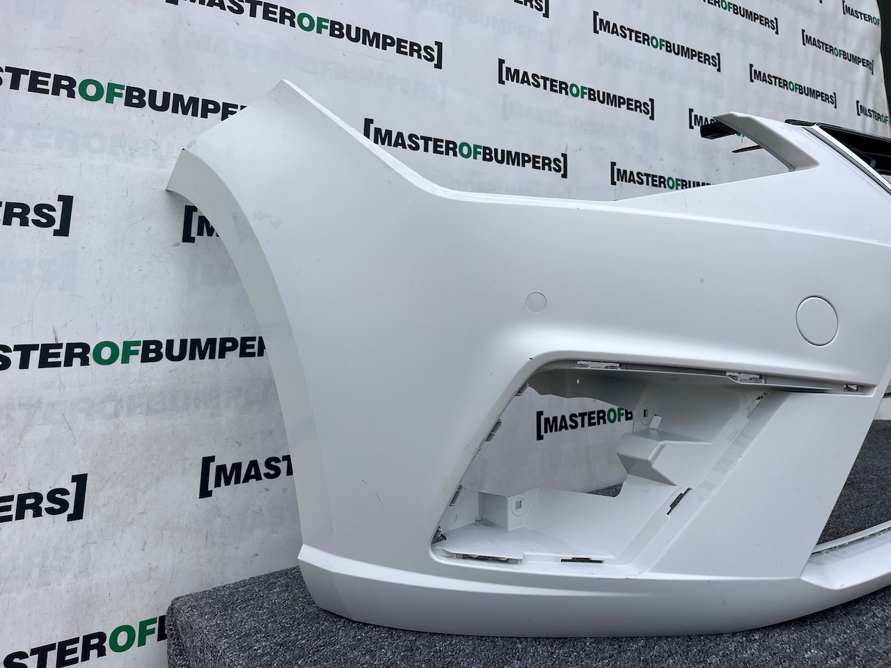 Seat Ibiza Fr Mk5 Hatchback Estate 2017-2020 Front Bumper 4 Pdc Genuine [o613]