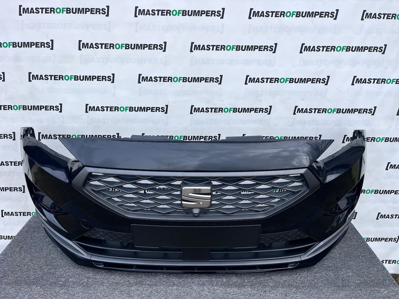 Seat Tarraco Fr Sport Suv 2018-2024 Front Bumper 6 Pdc W/grilles Genuine [o641]