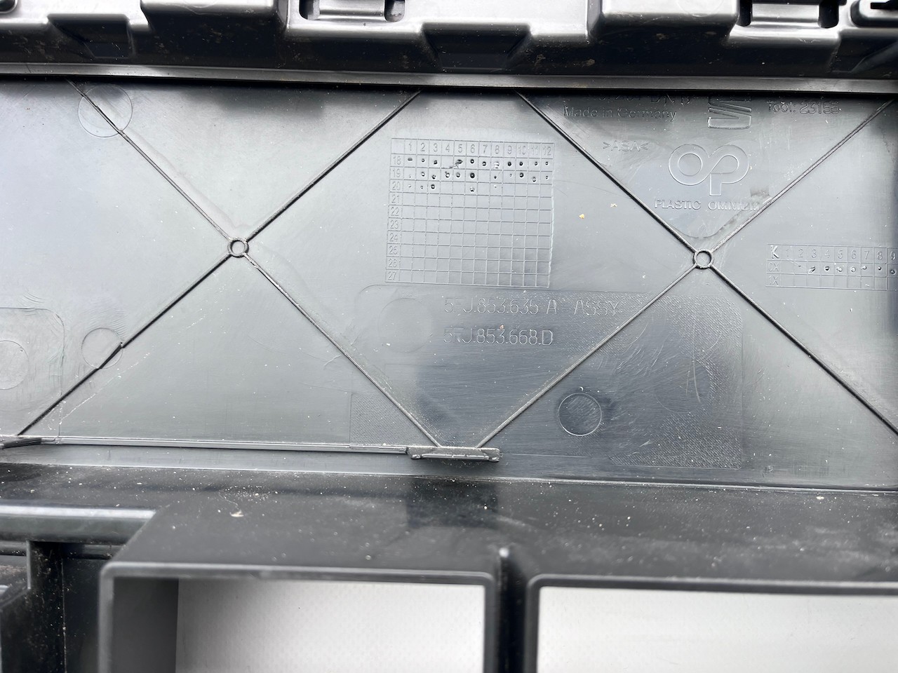 Seat Tarraco Fr Sport Suv 2018-2024 Front Bumper 6 Pdc W/grilles Genuine [o641]