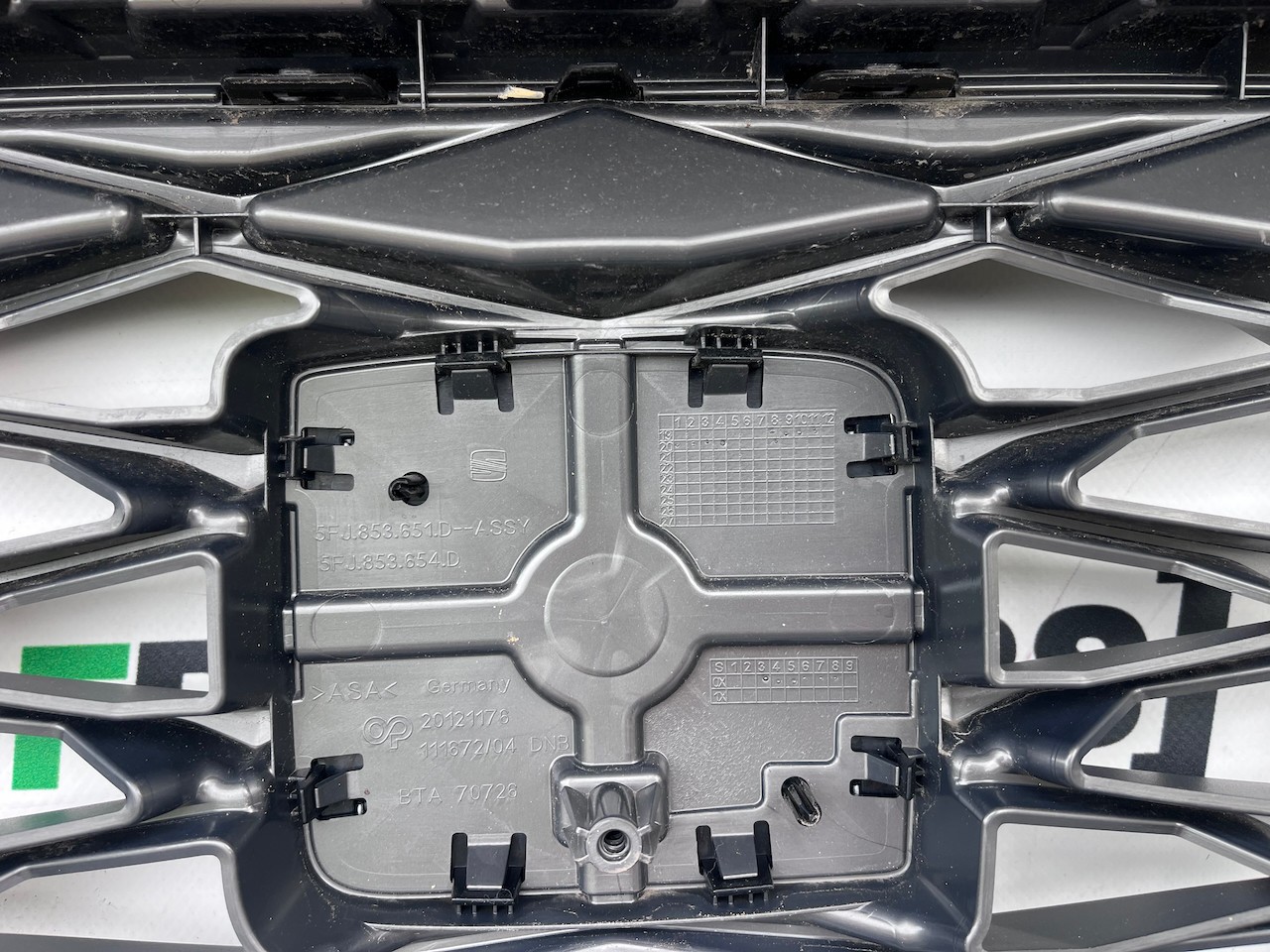 Seat Tarraco Fr Sport Suv 2018-2024 Front Bumper 6 Pdc W/grilles Genuine [o641]