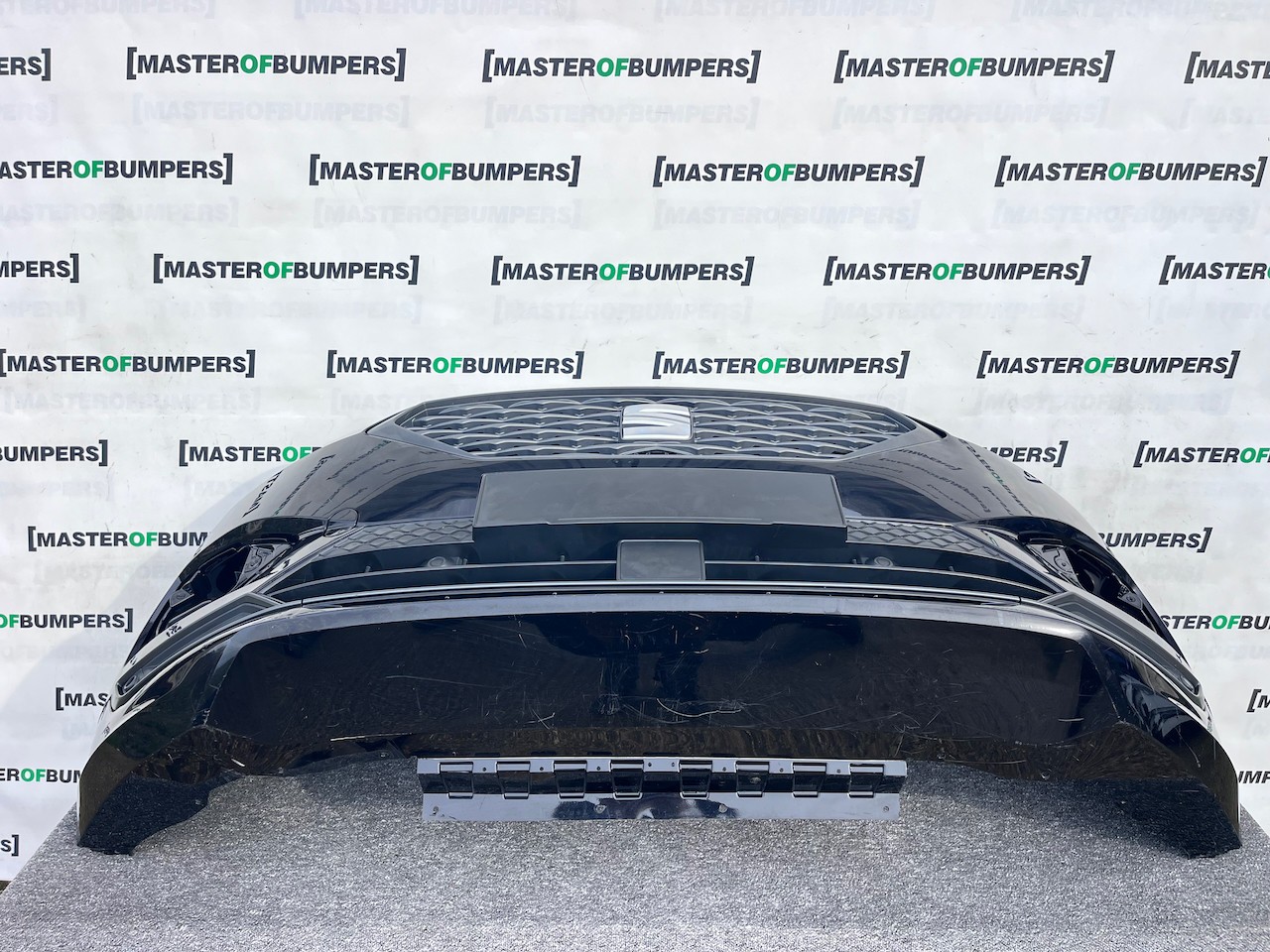 Seat Tarraco Fr Sport Suv 2018-2024 Front Bumper 6 Pdc W/grilles Genuine [o644]