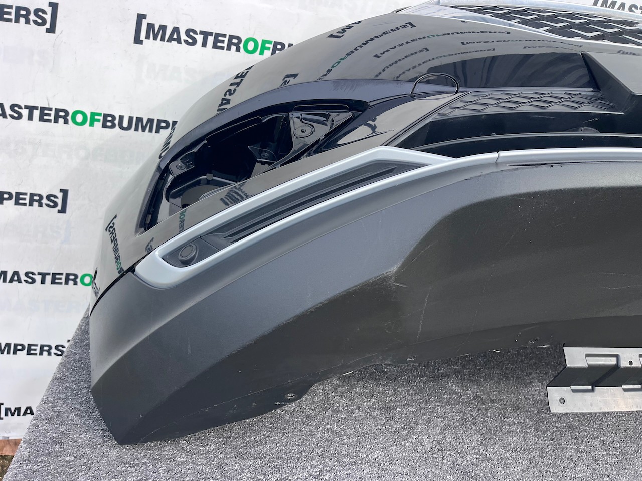 Seat Tarraco Xperience Suv 2018-2024 Front Bumper 6 Pdc W/grilles Genuine [o645]