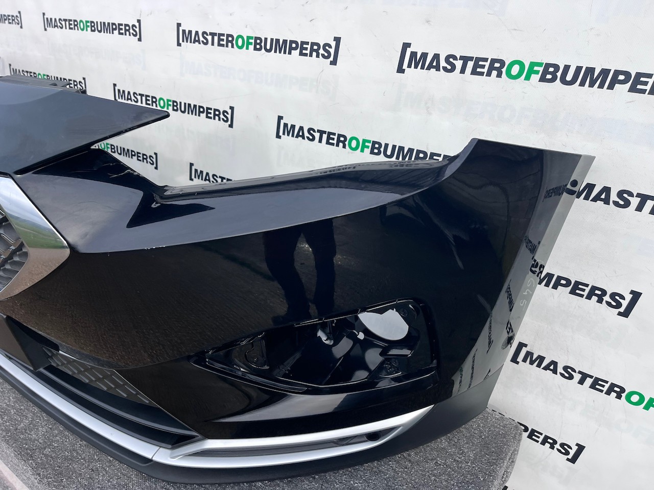 Seat Tarraco Xperience Suv 2018-2024 Front Bumper 6 Pdc W/grilles Genuine [o645]