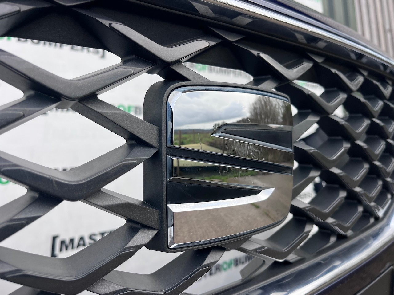 Seat Tarraco Se Technology 2018-2024 Front Bumper 6 Pdc W/grilles Genuine [o643]