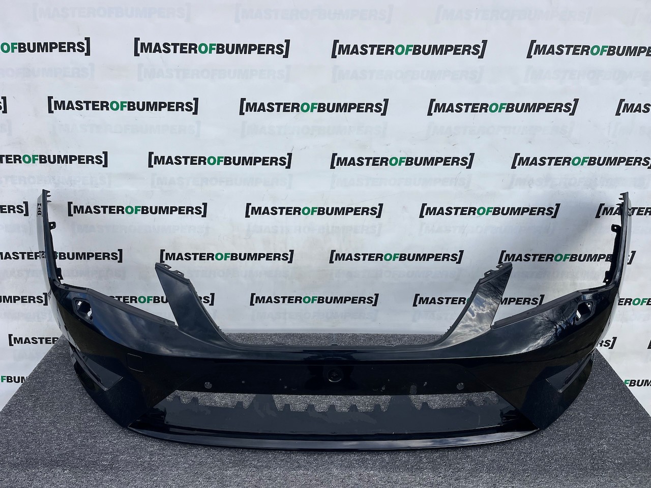 Seat Leon Fr Mk3 Hatchback 2013-2016 Front Bumper 4 Pdc Jets Genuine [o663]