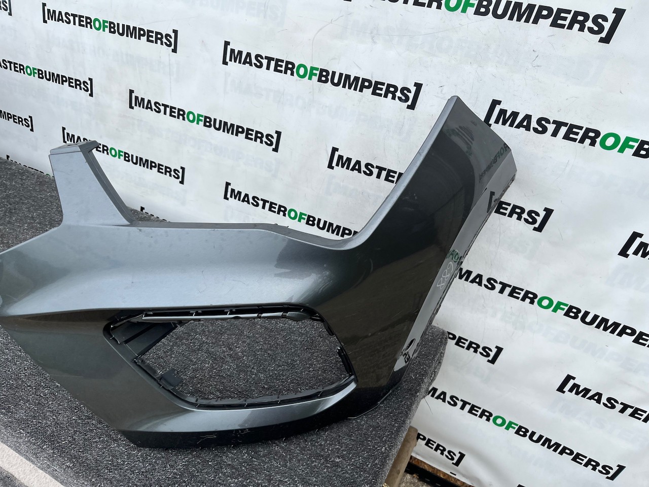 Seat Ateca Experience Tsi Evo Suv 2020-2025 Front Bumper 6 Pdc Genuine [v688]