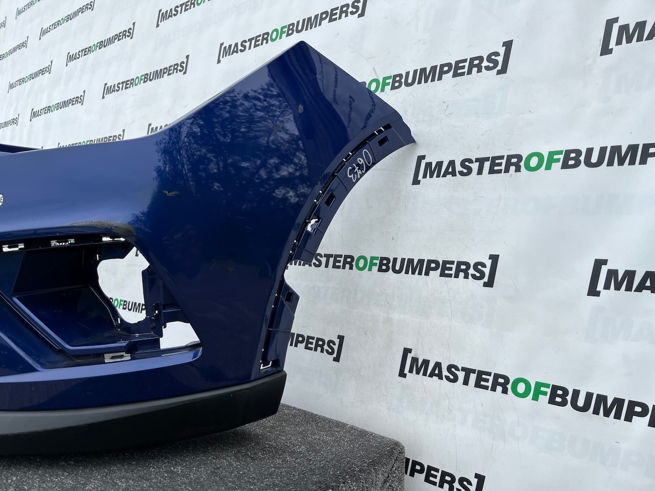 Seat Arona Se Xcellence Lux Fr 2017-2022 Front Bumper 4 Pdc Genuine [o674]