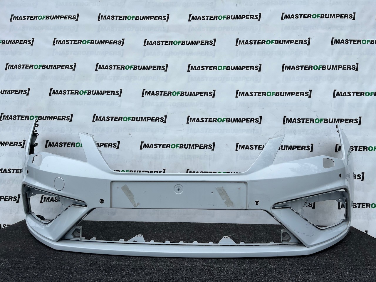 Seat Leon Fr Mk3 Lift Hatchback 2017-2019 Front Bumper 4 Pdc Jets Genuine [o682]
