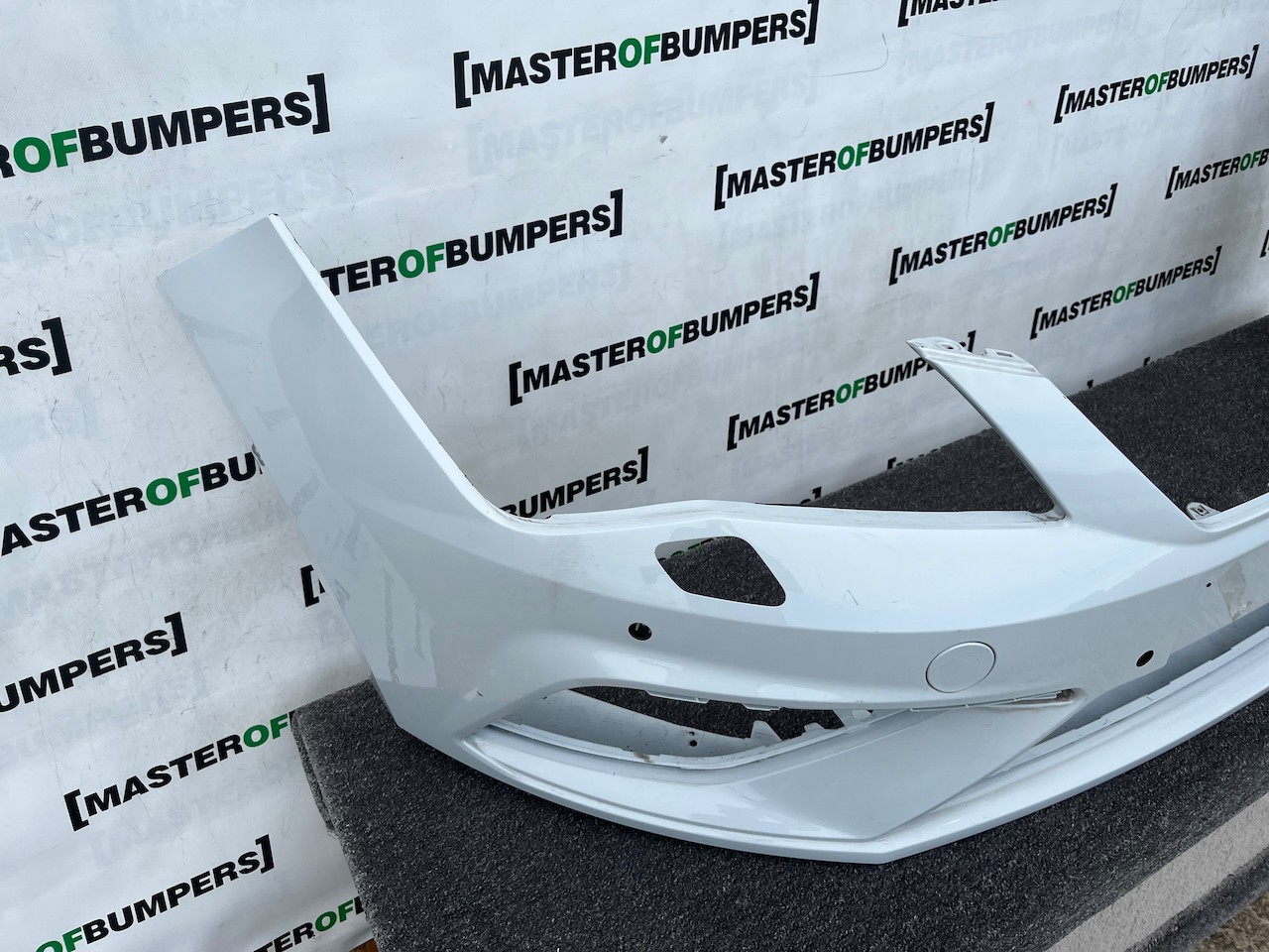 Seat Leon Fr Mk3 Lift Hatchback 2017-2019 Front Bumper 4 Pdc Jets Genuine [o682]