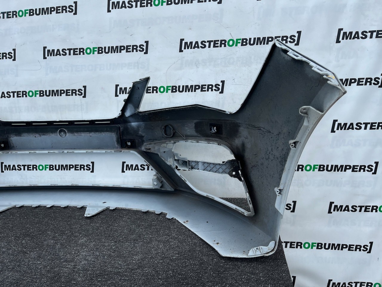 Seat Leon Cupra Fr Mk3 Lift Hatch 2017-2019 Front Bumper 4 Pdc Genuine [o681]