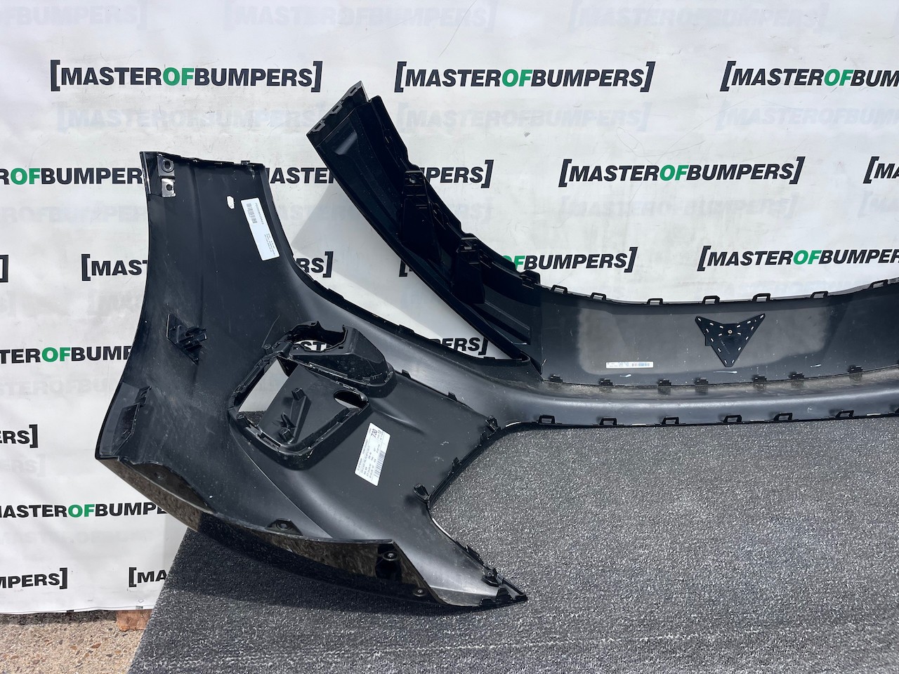 Cupra Terramar Hybrid Hatchback 2025-2027 Front Bumper 6 Pdc Genuine [o690]