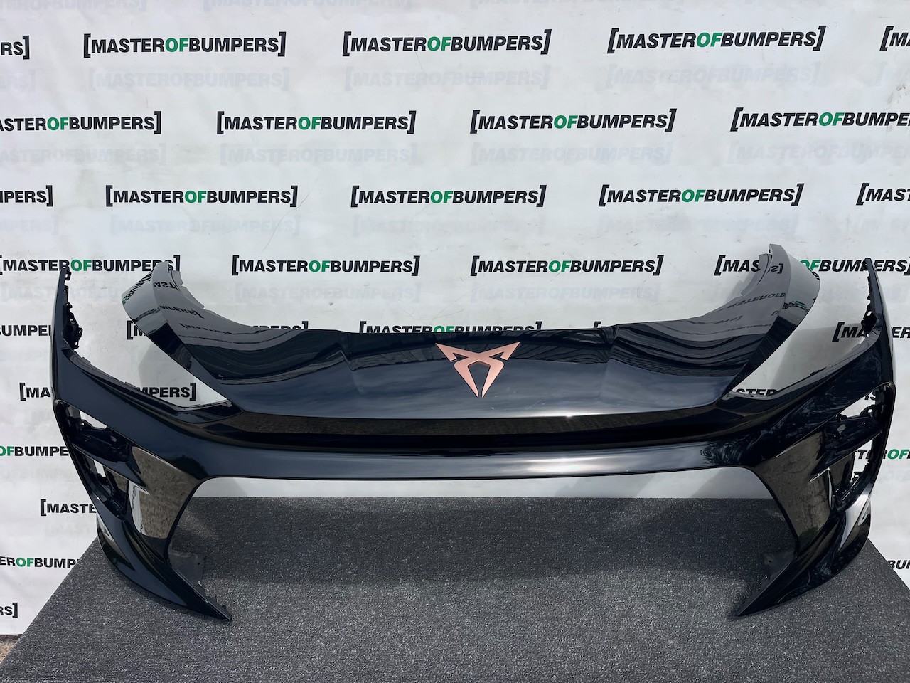 Cupra Terramar Hybrid Hatchback 2025-2027 Front Bumper 6 Pdc Genuine [o690]