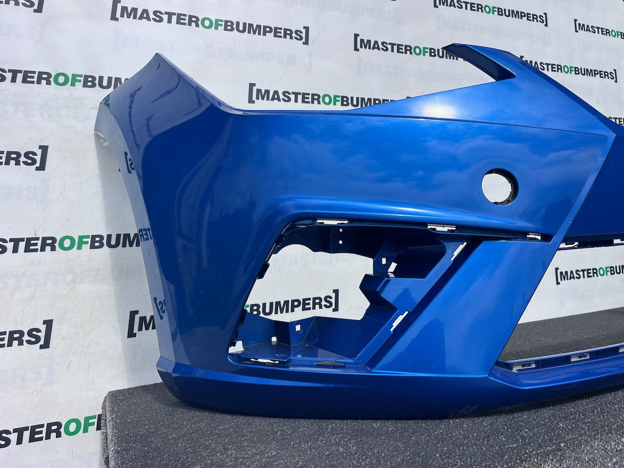 Seat Ibiza Fr Mk5 Hatchback 2017-2022 Front Bumper No Pdc Genuine [o694]