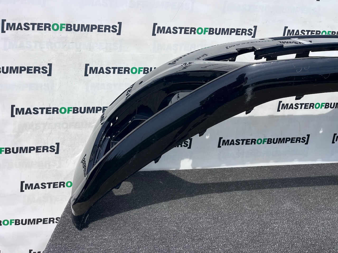 Seat Alhambra Cr Ecomotive Mpv 2012-2020 Front Bumper 4 Pdc +jets Genuine [o706]