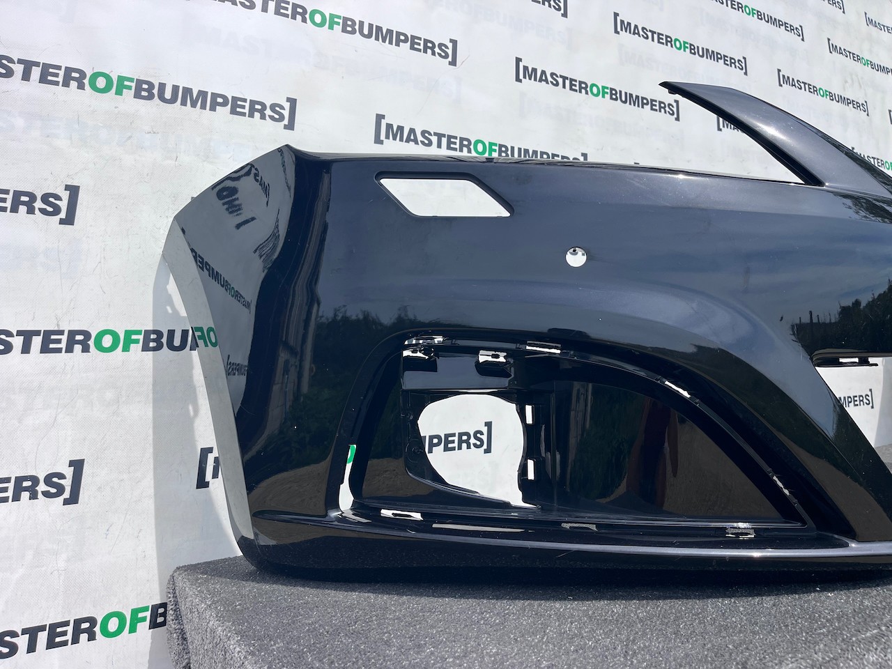 Seat Alhambra Cr Ecomotive Mpv 2012-2020 Front Bumper 4 Pdc +jets Genuine [o706]