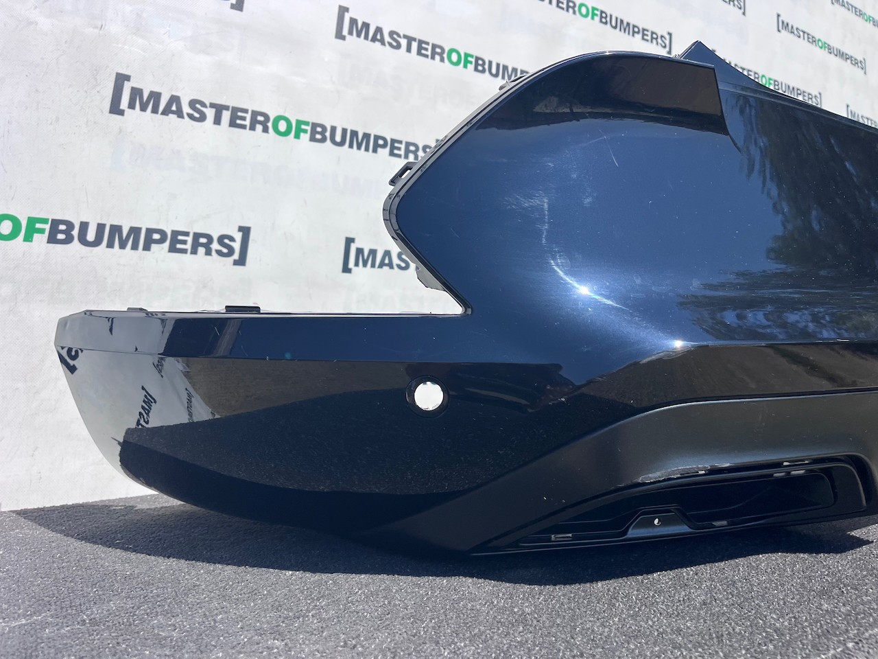 Cupra Formentor Tsi V2 2020-2024 Front Bumper Grey 4 Pdc Genuine [o716]