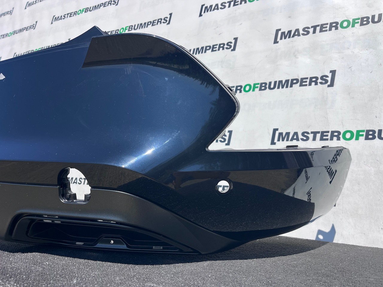 Cupra Formentor Tsi V2 2020-2024 Front Bumper Grey 4 Pdc Genuine [o716]