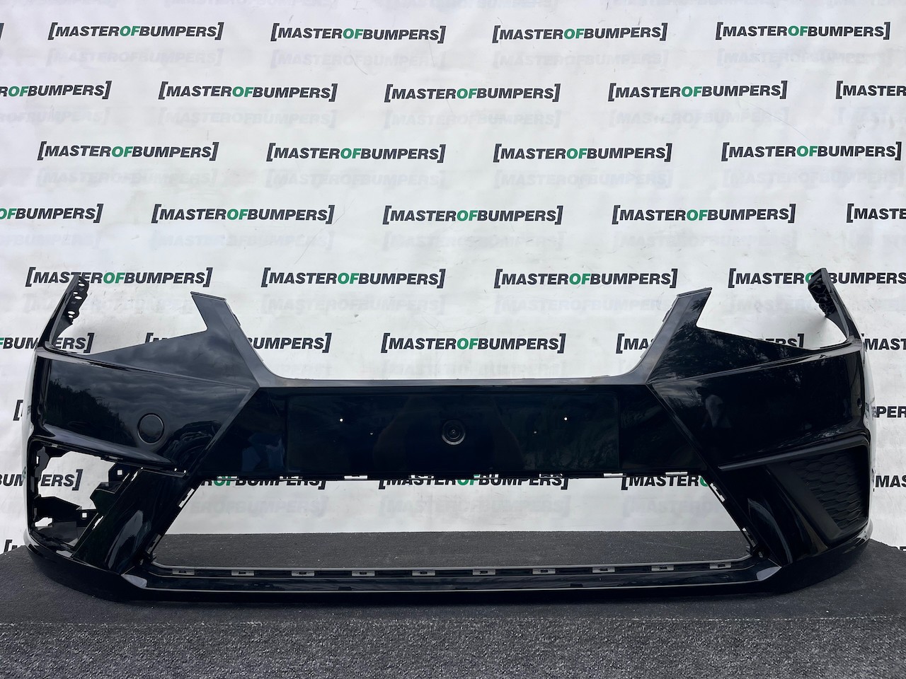 Seat Ibiza Fr Mk5 Hatchback 2017-2022 Front Bumper 4 Pdc Genuine [o717]