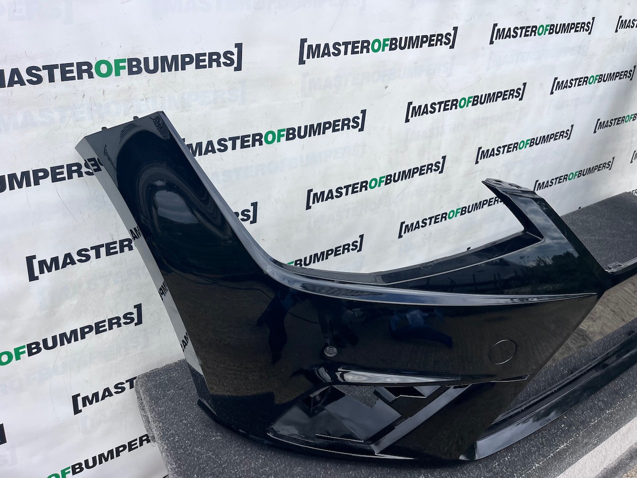 Seat Ibiza Fr Mk5 Hatchback 2017-2022 Front Bumper 4 Pdc Genuine [o717]