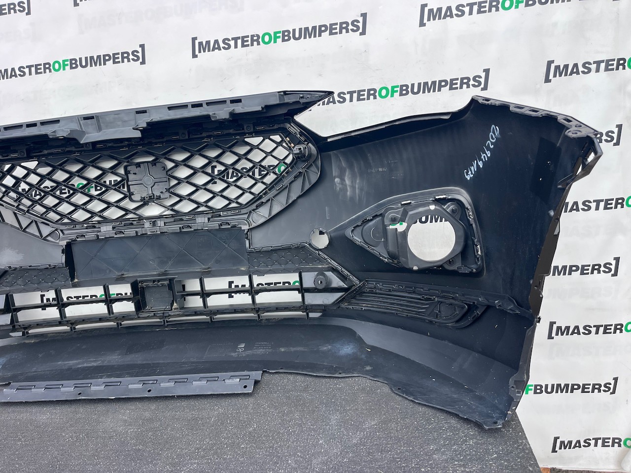 Seat Tarraco Technology Se Suv 2018-2024 Front Bumper 6 Pdc Genuine [o720]