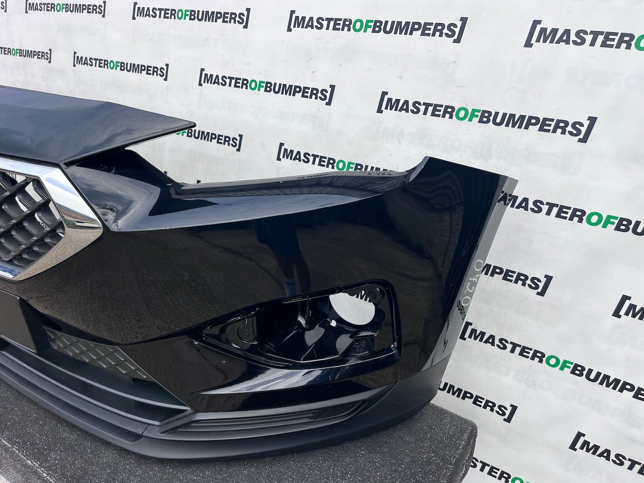 Seat Tarraco Technology Se Suv 2018-2024 Front Bumper 6 Pdc Genuine [o720]