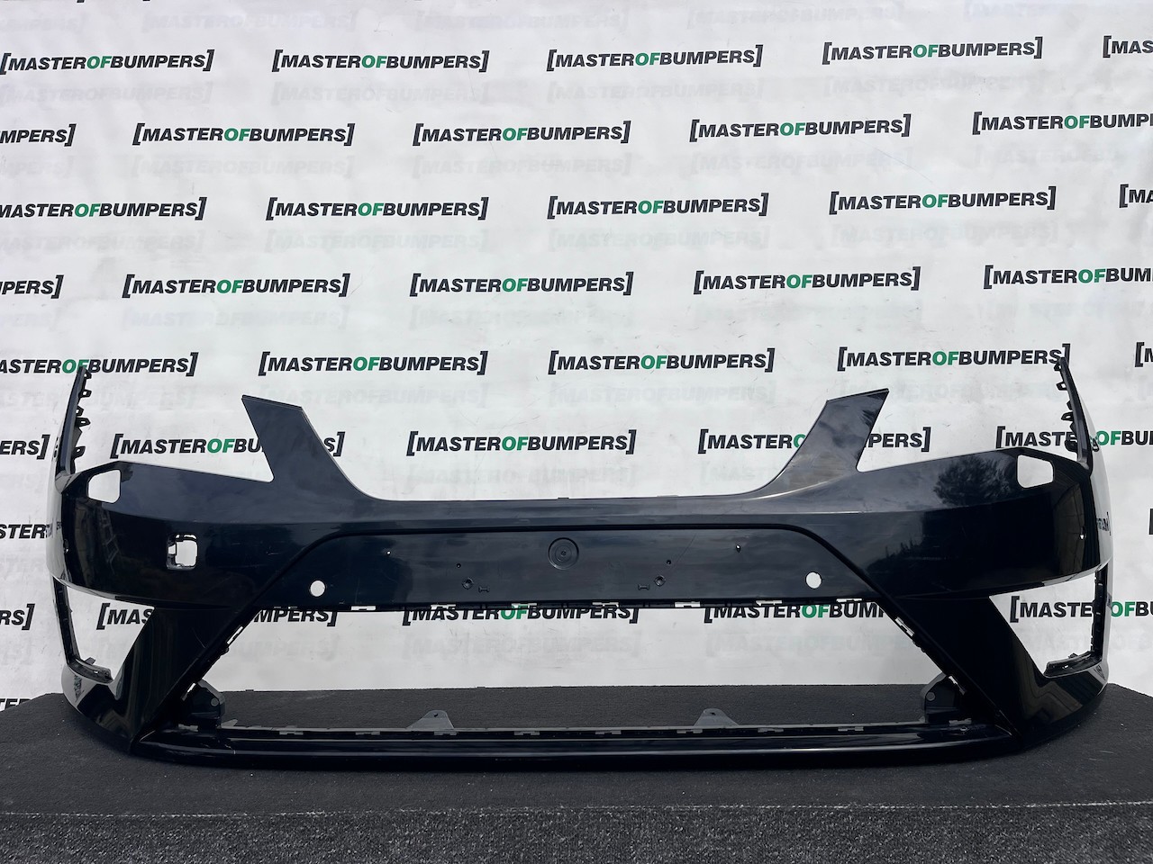 Seat Leon Fr Mk3 Hatchback 2013-2016 Front Bumper 4 Pdc Jets Genuine [o722]
