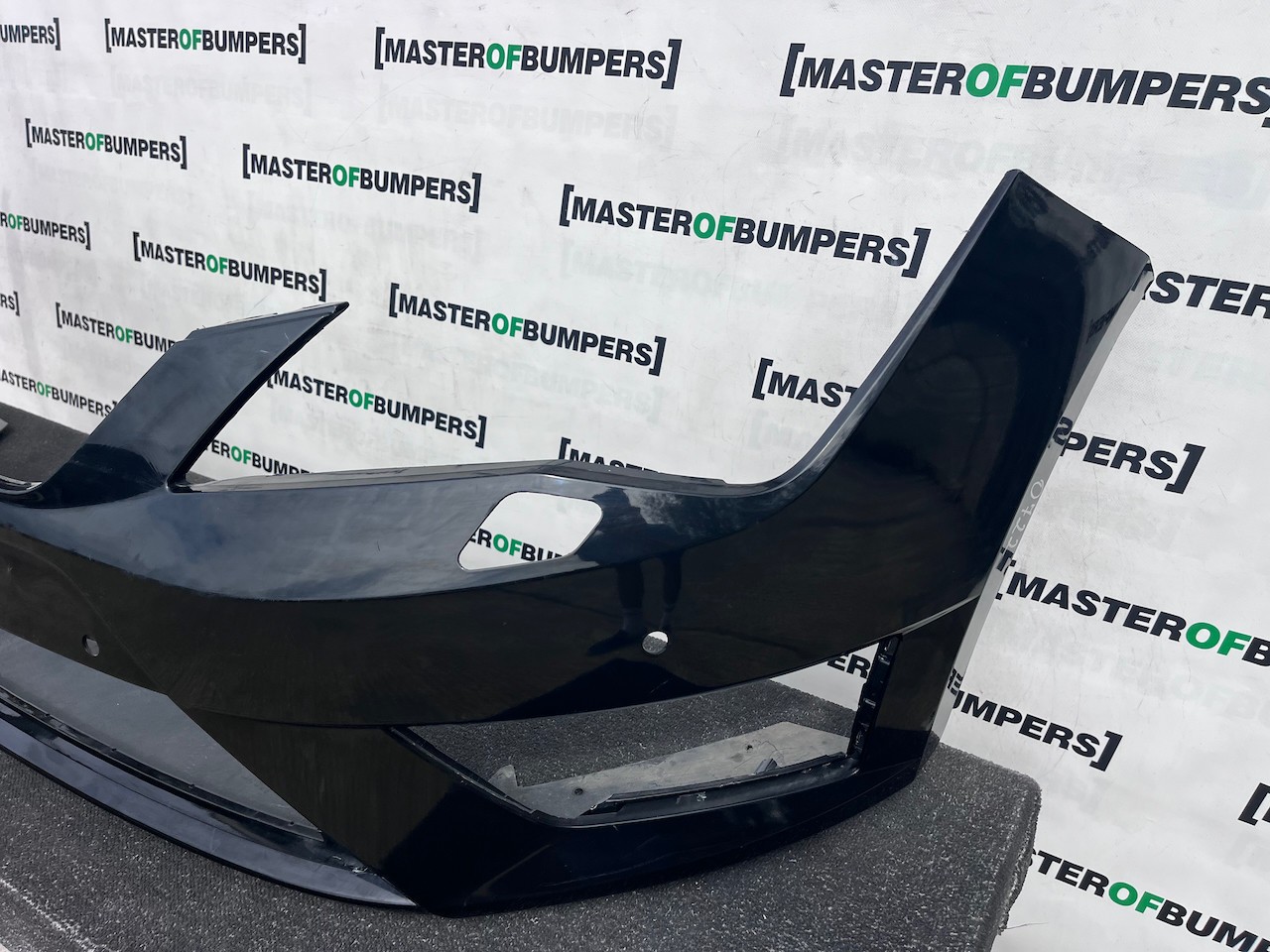 Seat Leon Fr Mk3 Hatchback 2013-2016 Front Bumper 4 Pdc Jets Genuine [o722]