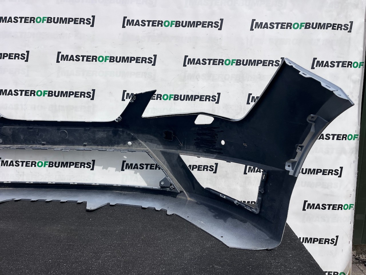 Seat Leon Fr Mk3 Hatchback 2013-2016 Front Bumper 4 Pdc Jets Genuine [o723]