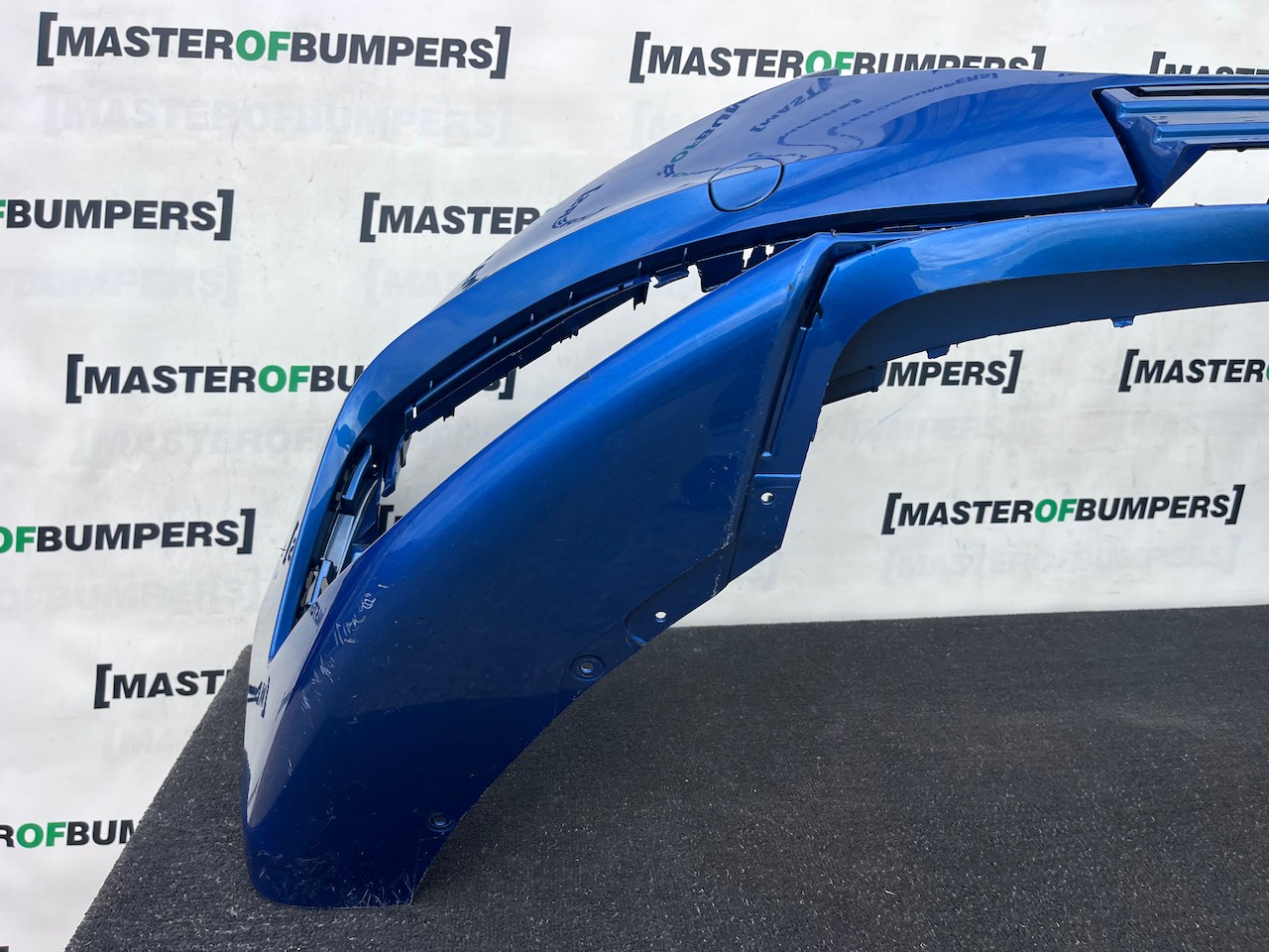 Seat Leon Se /  Xcellence / Fr Mk4 2021-2024 Front Bumper 6 Pdc Genuine [o732]