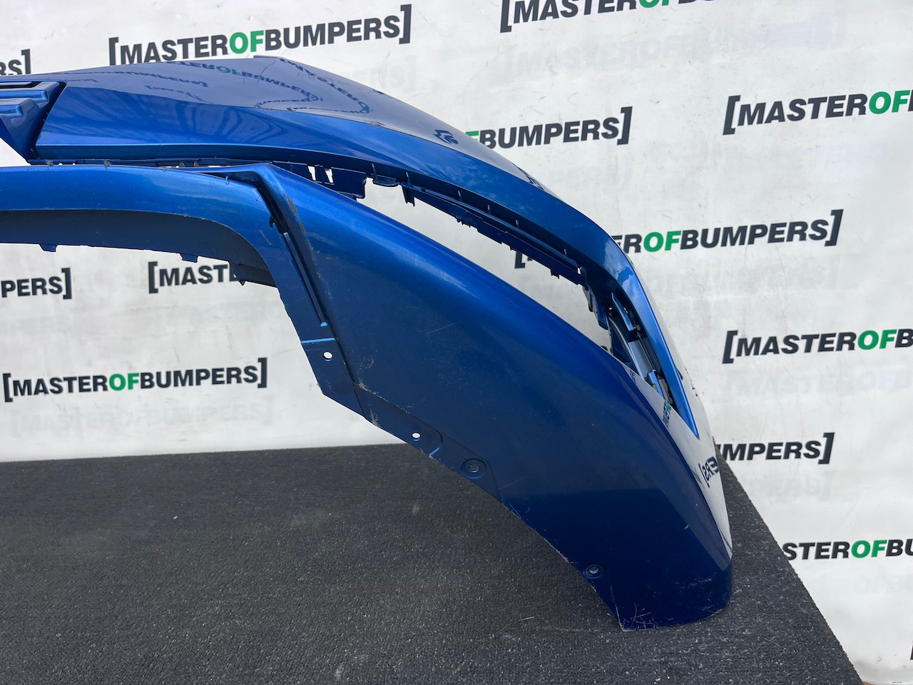 Seat Leon Se /  Xcellence / Fr Mk4 2021-2024 Front Bumper 6 Pdc Genuine [o732]