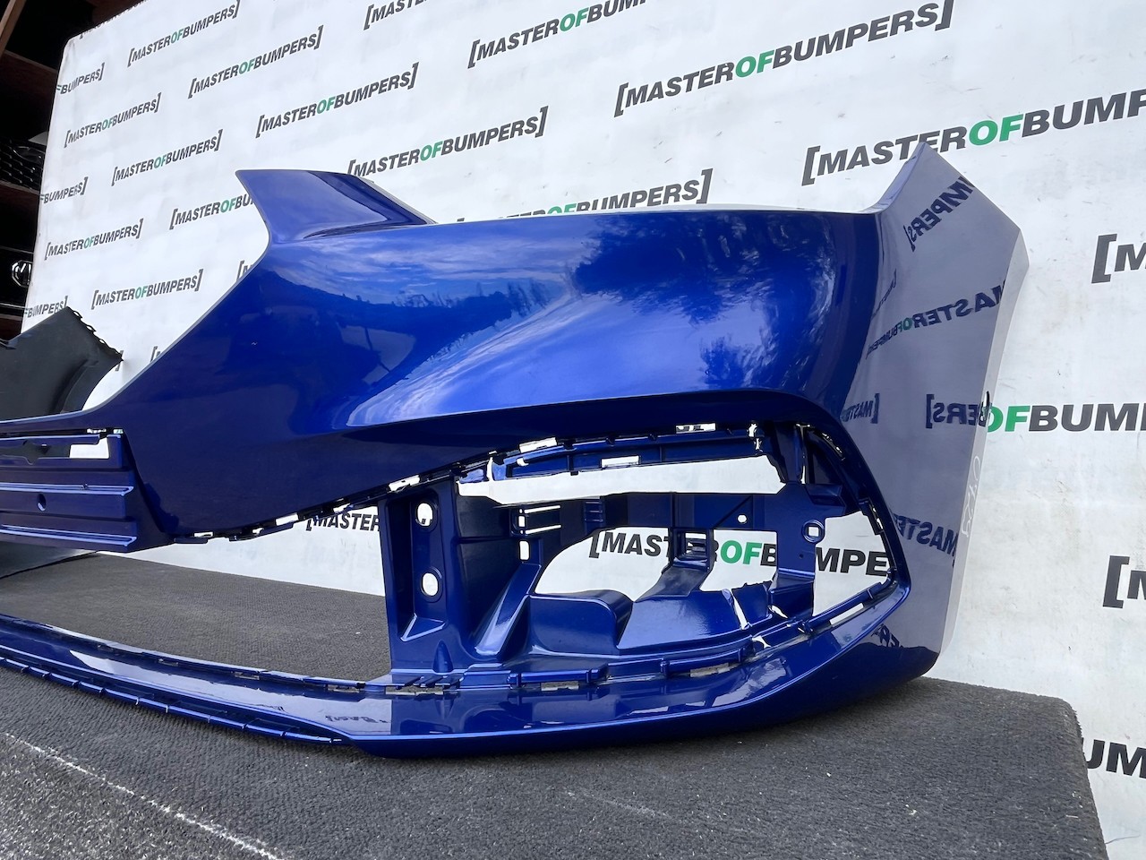 Seat Leon Se /  Xcellence / Fr Mk4 2021-2024 Front Bumper 6 Pdc Genuine [o729]