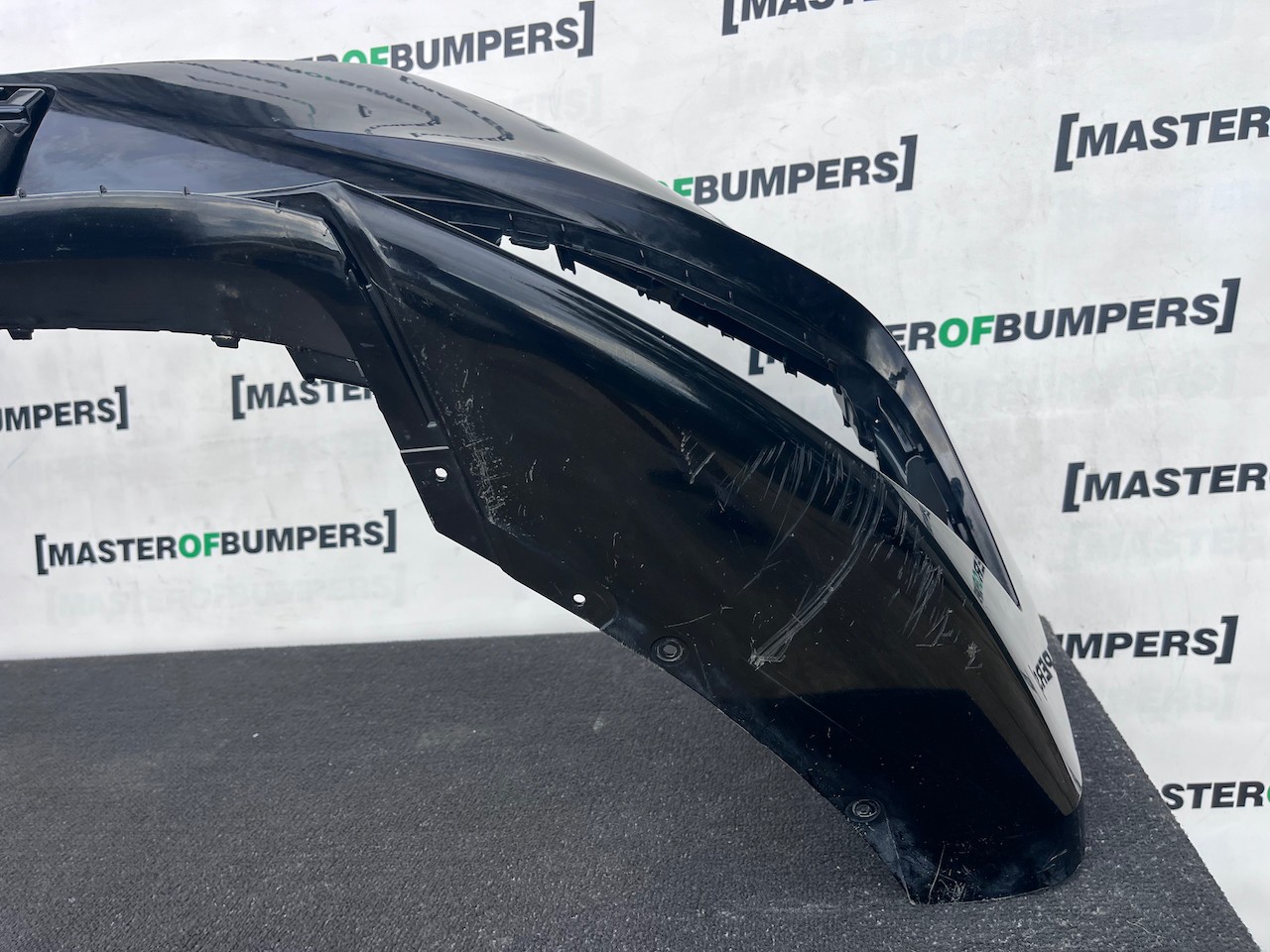 Seat Leon Se /  Xcellence / Fr Mk4 2021-2024 Front Bumper 6 Pdc Genuine [o730]