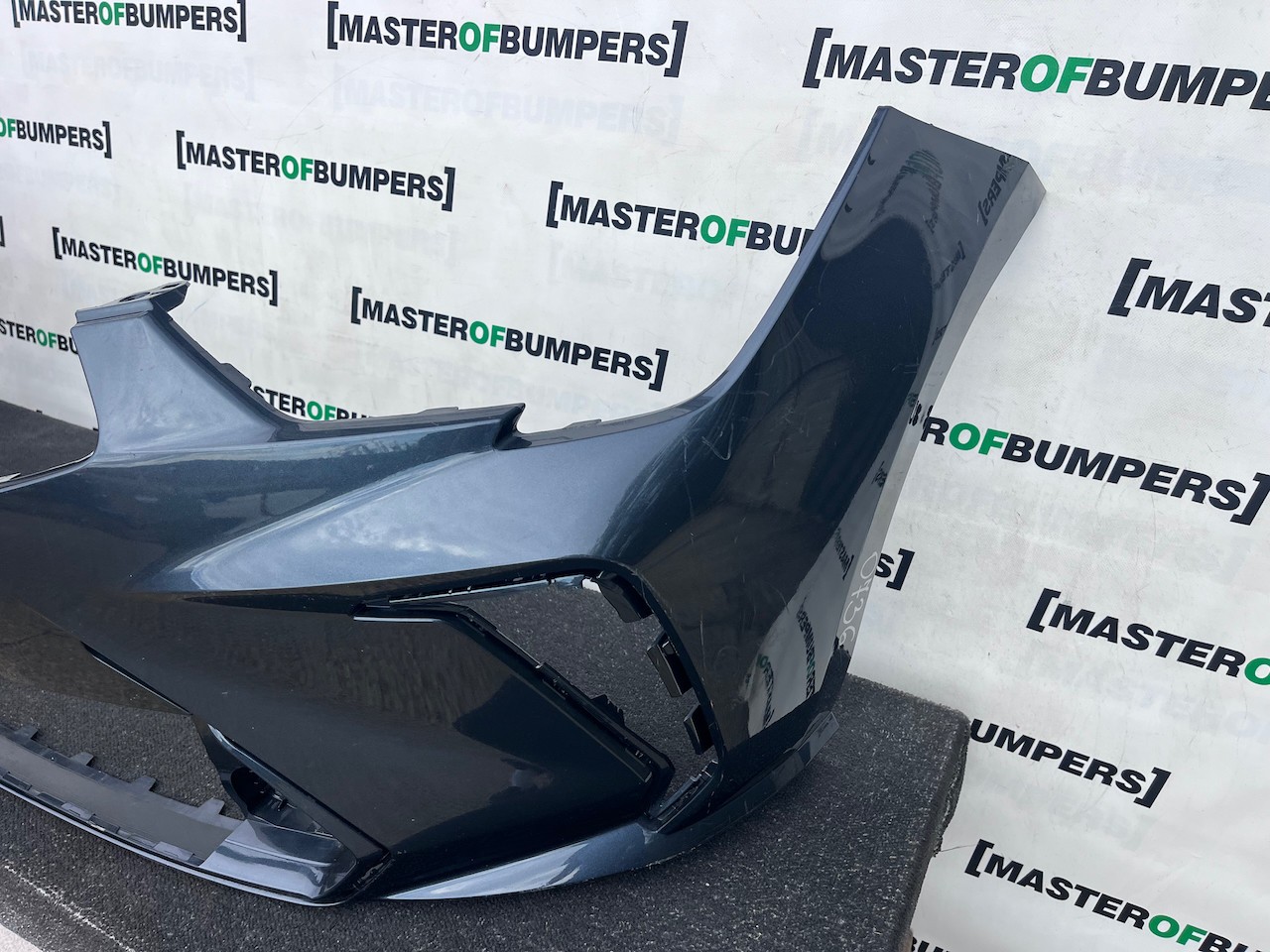 Seat Ibiza Fr Sport Hatchback Tsi 2026-2028 Front Bumper Pdc Genuine [v736]