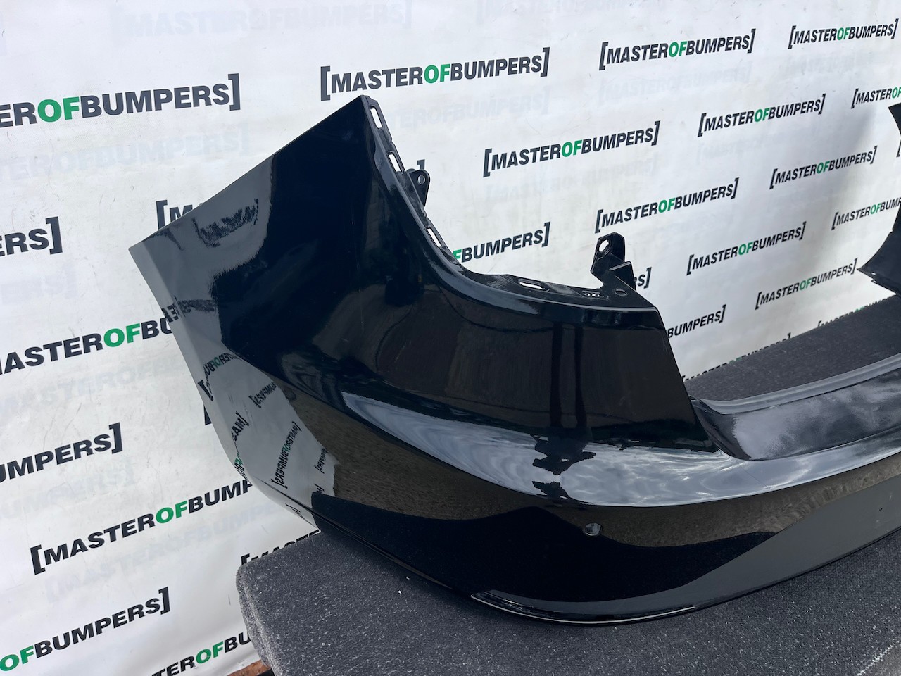 Seat Leon Fr Estate Only Mk3 2012-2017 Rear Bumper 4 Pdc Genuine [o740]
