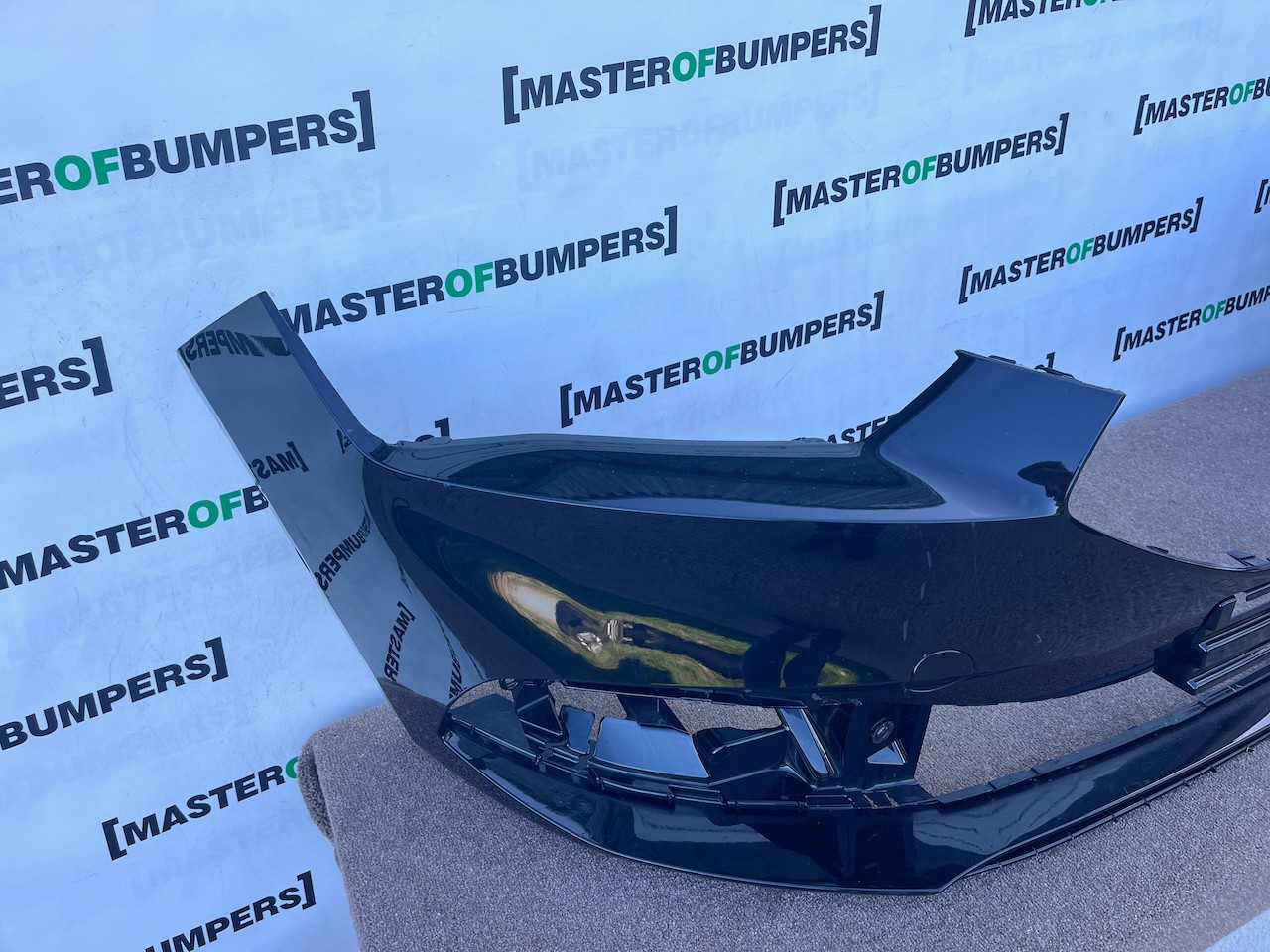 Seat Leon Se /  Xcellence / Fr Mk4 2021-2024 Front Bumper 6 Pdc Genuine [o750]