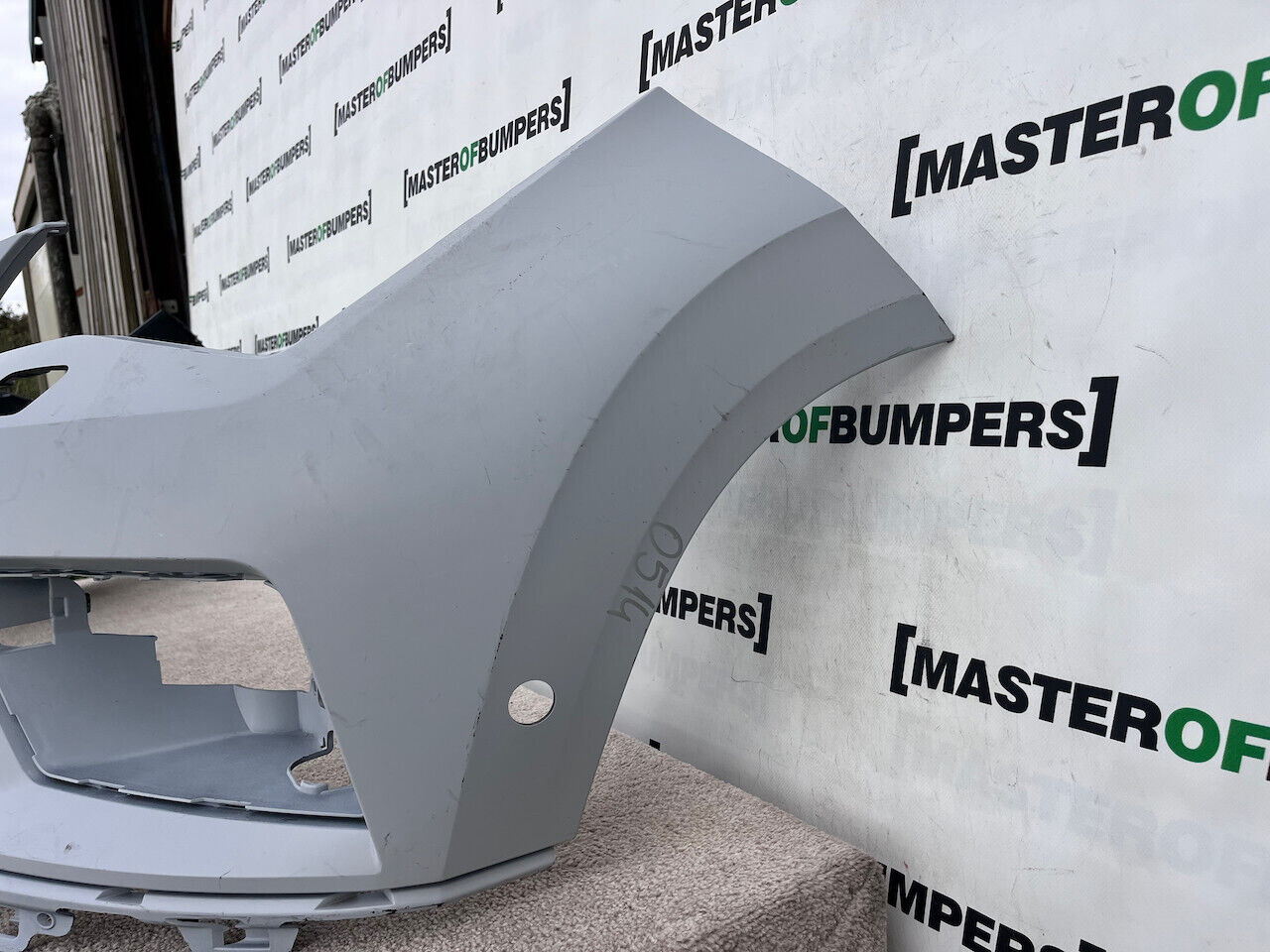 Seat Ateca Ecomotive Suv 2017-2020 Front Bumper 6 Pdc + Jets Genuine [o514]