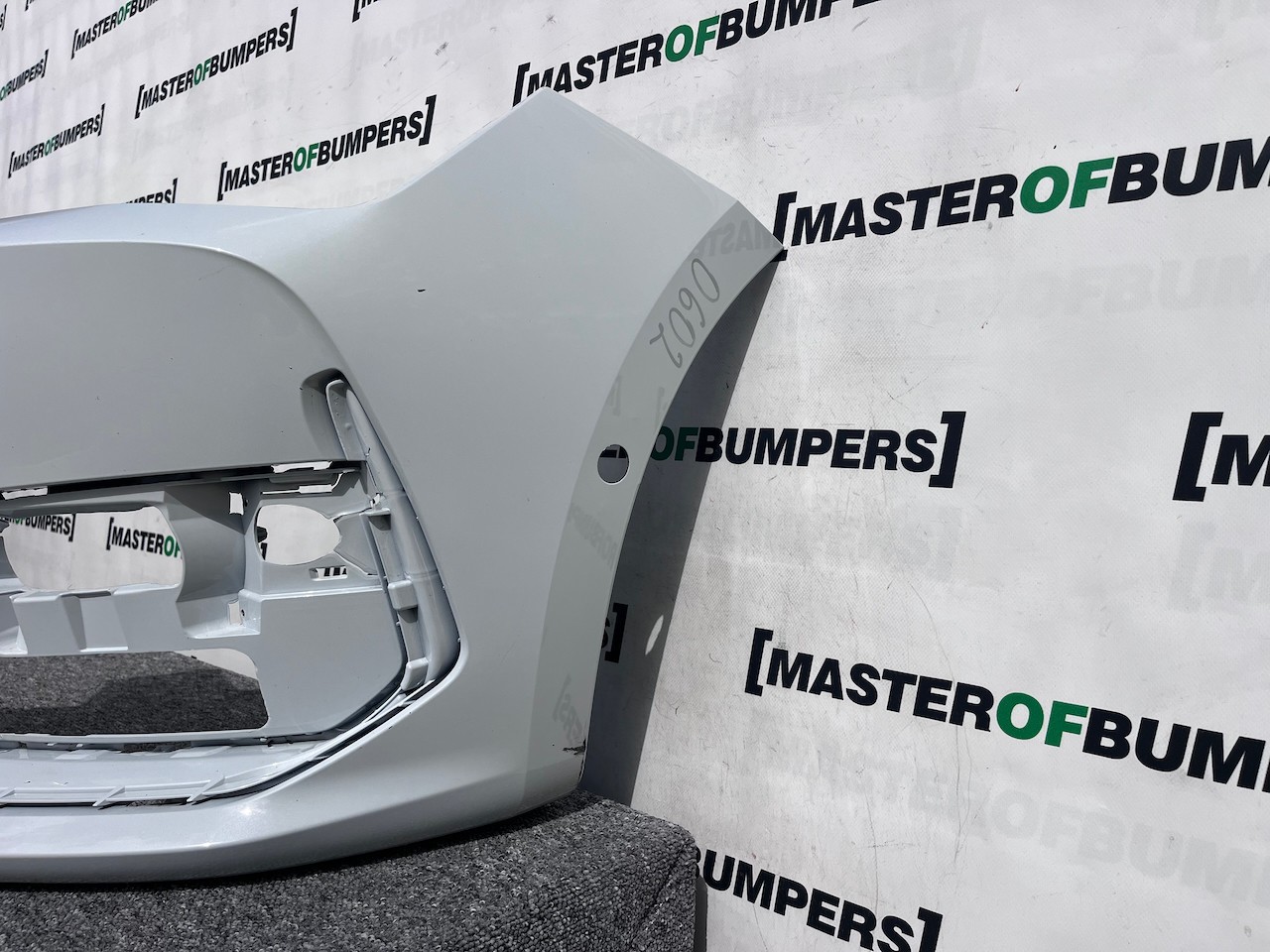 Cupra Leon Fr Hatchback Estate 2021-2025 Front Bumper 6 Pdc Genuine [o602]