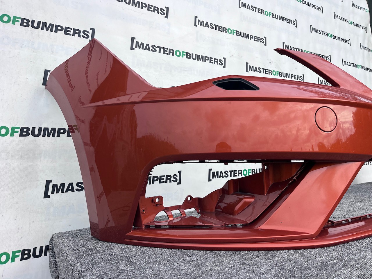 Seat Leon Se Technology Lift 2016-2019 Front Bumper No Pdc +jet Genuine [o607]