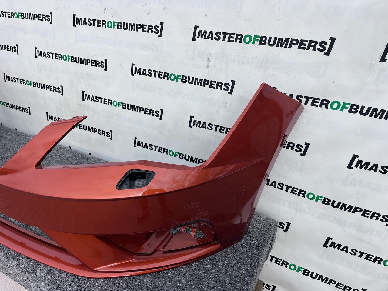 Seat Leon Se Technology Lift 2016-2019 Front Bumper No Pdc +jet Genuine [o607]