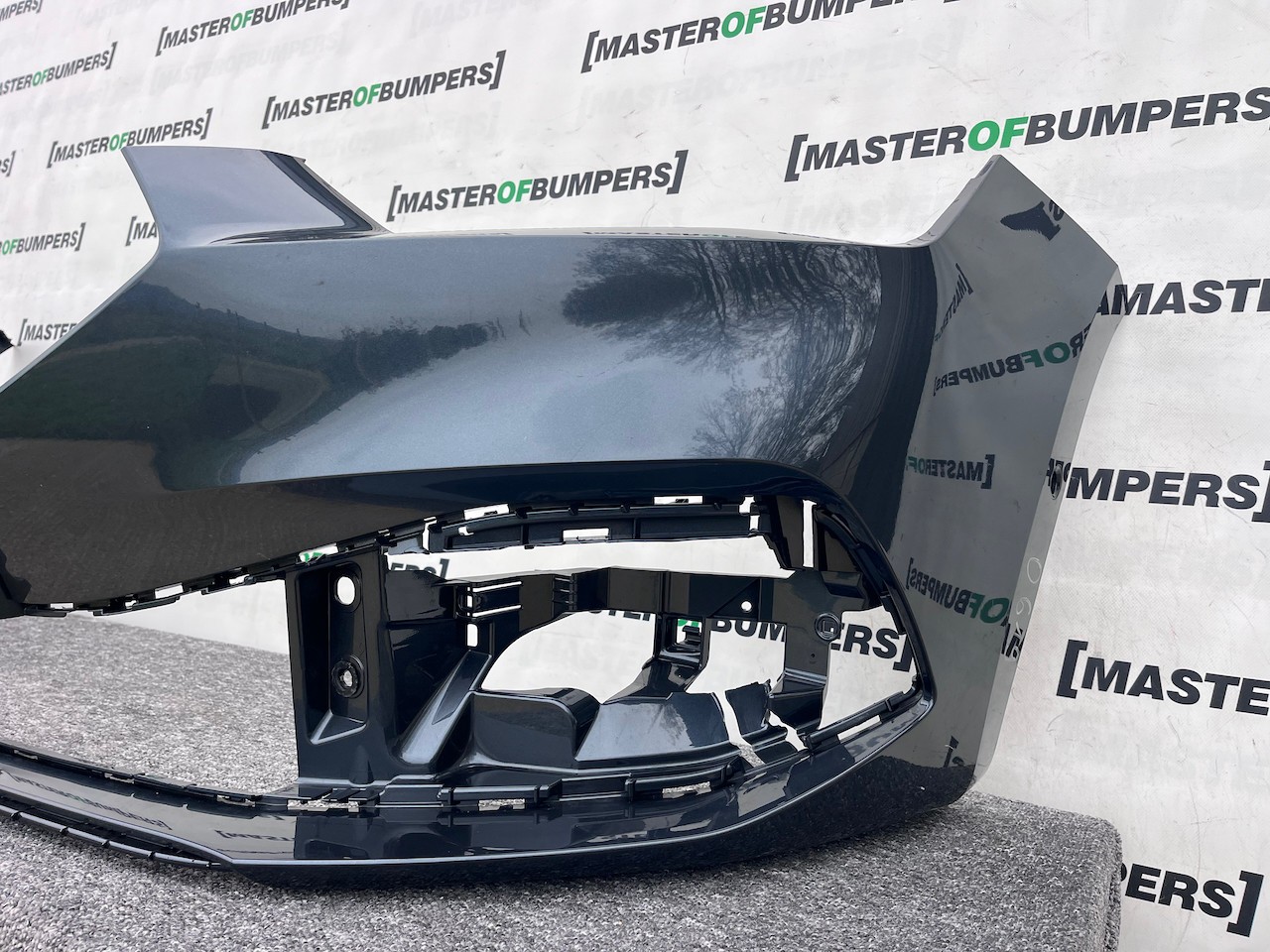 Seat Leon Fr Mk4 Hatchback Eastate 2021-2024 Front Bumper 6 Pdc Genuine [o619]