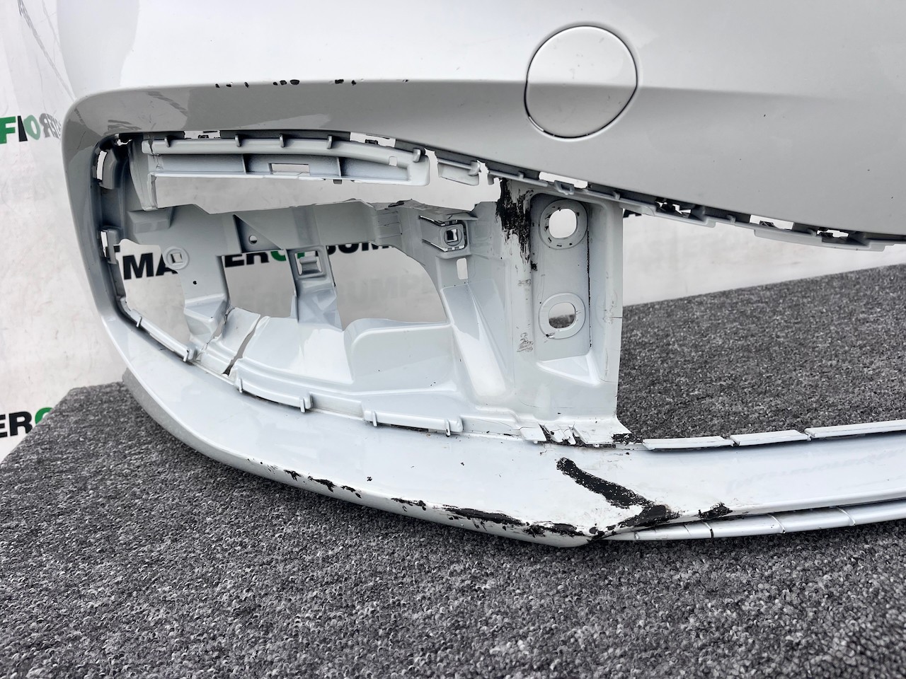 Seat Leon Fr Mk4 Hatchback Eastate 2021-2024 Front Bumper 6 Pdc Genuine [o618]